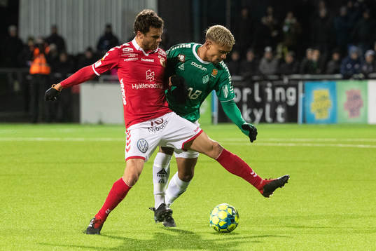 Kalmars Herman Hallberg och Brages Seth Kanteh Hellberg