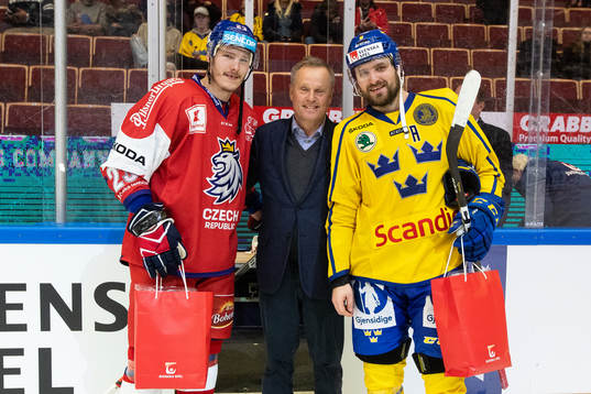 Dmitri Jaskin of Czech Republic  and Mikael Wikstrand of