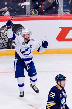 Steven Stamkos of Tampa Bay Lightning celebrates