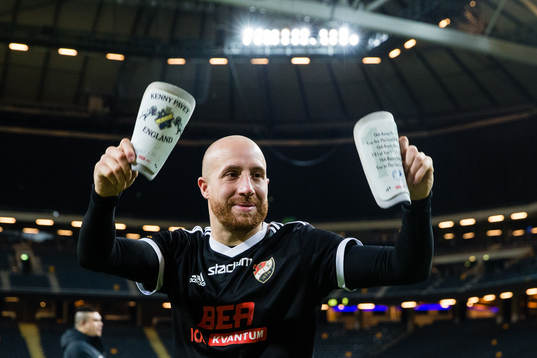 Enskedes Kenny Pavey tackar publiken