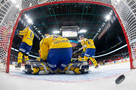 Kirill Semyonov #94, RUS score 1-3, Magnus Hellberg #35,