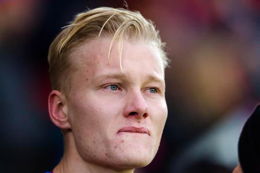 Östers Filip Örnblom med tårar i ögonen