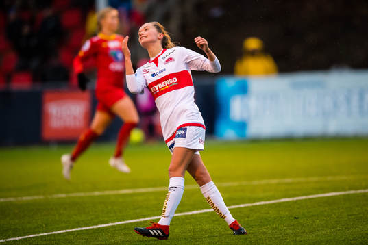 Ingrid Altermark of Sandviken reacts
