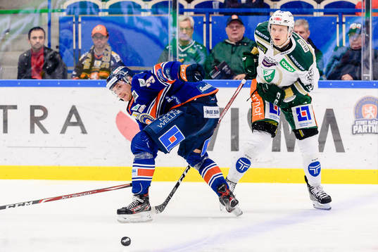 Växjös Oliver Bohm och Färjestads Johan Ryno