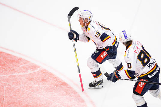 Djurgårdens Kalle Östman och Gustav Possler jublar