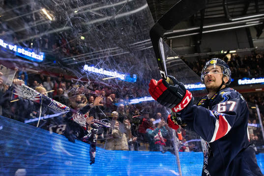 Linköpings Jarno Kärki jublar