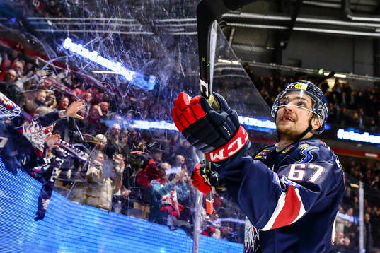 Linköpings Jarno Kärki jublar