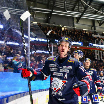 Linköpings Sebastian Karlsson jublar