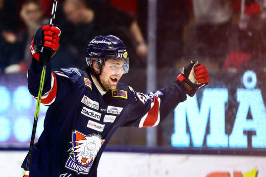 Linköpings Jarno Kärki jublar