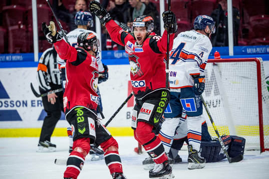 Malmö Redhawks Matias Myttynen jublar