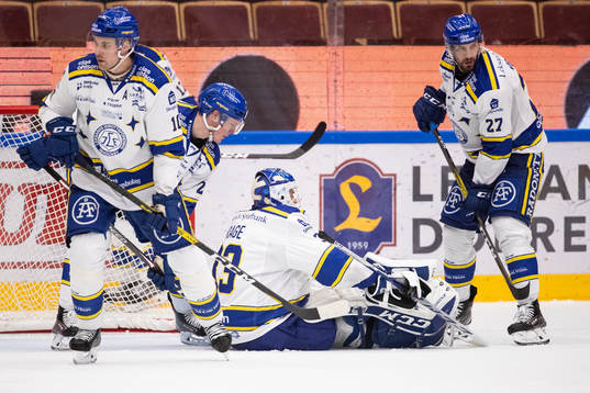 Leksands målvakt Axel Brage och Johan Fransson och Marek