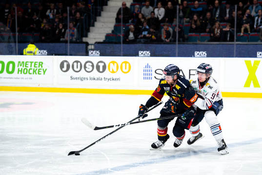 Djurgårdens Linus Hultström och Växjös Marcus Davidsson