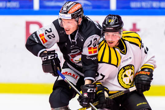 Malmö Redhawks Lars Bryggman och Brynäs Emil Forslund