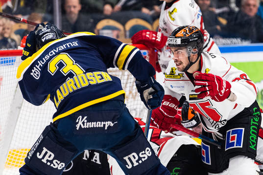 s Markus Lauridsen och Örebros Jordan Boucher