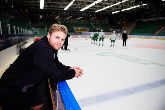 Rögles j-20 tränare Jonas Elofsson