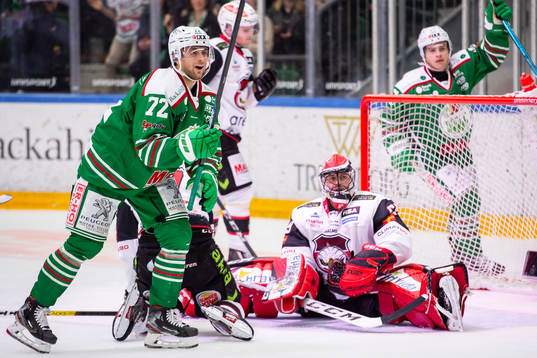 Rögles Daniel Zaar jublar