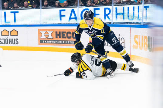 s Simon Önerud i kamp