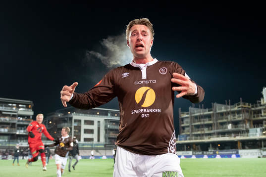 Sondre Liseth of Mjøndalen celebrates