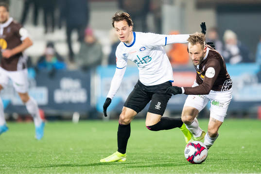 Felix Horn Myhre of Vålerenga and Tonny Brochmann of