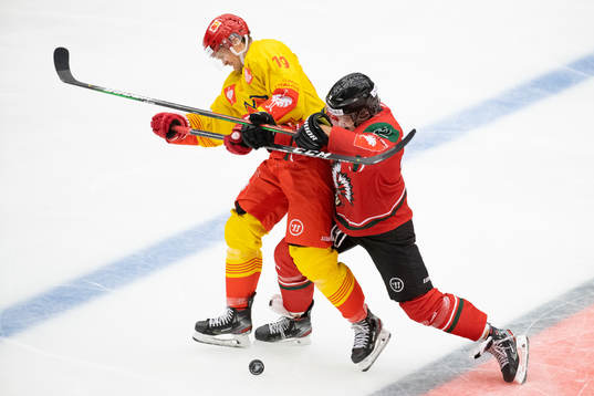David Ullström of Biel-Bienne and Max Friberg of Frölunda