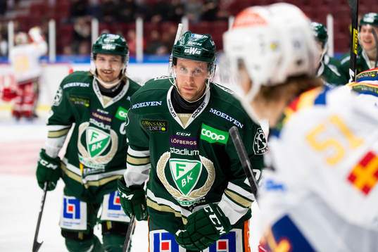 Färjestads Per Åslund jublar