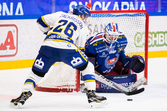Leksands Patrik Zackrisson och Oskarshamns målvakt Tex