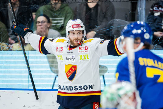 Djurgårdens Mattias Guter jublar