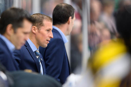 Rögles tränare Cam Abbott