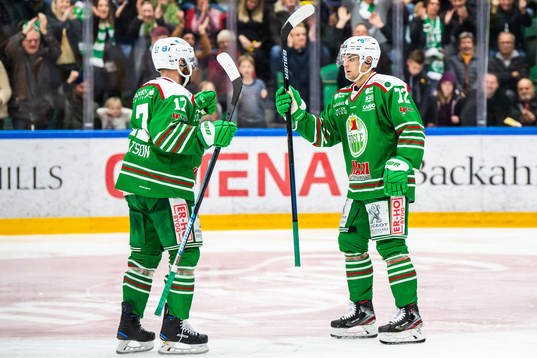 Rögles Taylor Matson och Daniel Zaar jublar