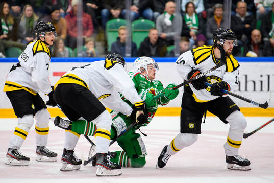 Rögles Anton Bengtsson mot Brynäs Johan Alcén och Marcus