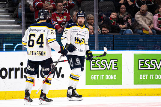 s Axel Holmström jublar