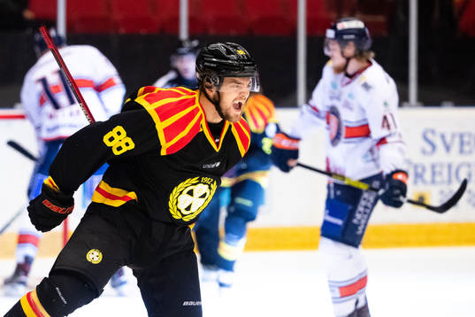 Brynäs Jaedon Descheneau jublar