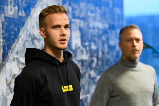Häckens Jasse Tuominen och sportchef Sonny Karlsson