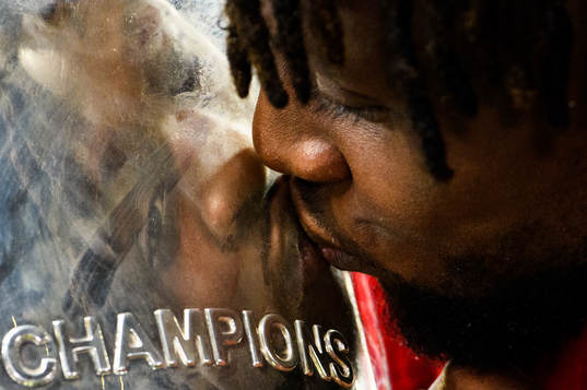 This picture is part of Bildbyrån’s selection of the 100 best sports photos from 2019. Originally published 20190602 Divock Origi of Liverpool celebrate with the trophy