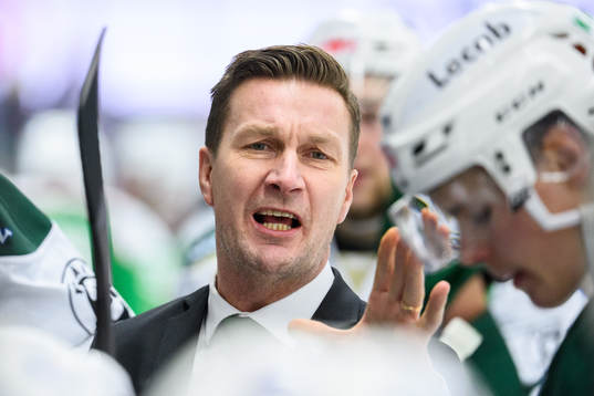 Färjestads huvudtränare Johan Pennerborn