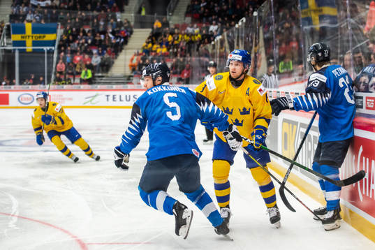 Mikko Kokkonen and Ville Petman of Finland against Rasmus