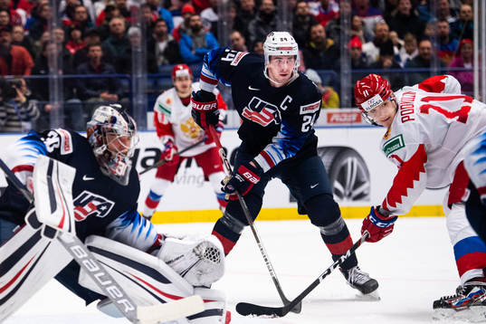 Goalkeeper Spencer Knight, Mattias Samuelsson of USA and