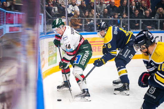 s Christoffer Persson