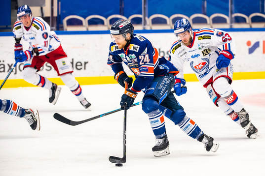 Växjös Brendan Shinnimin och Oskarshamns Robin Söderqvist