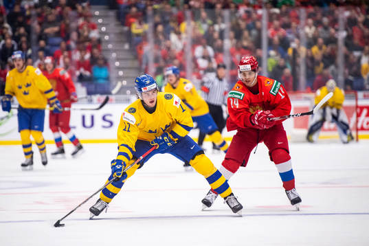 Samuel Fagemo of Sweden and Grigori Denisenko of Russia