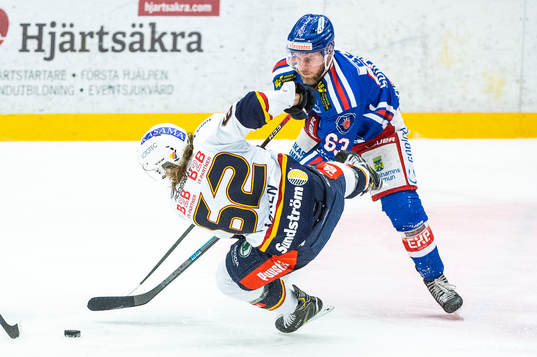 Oskarshamns Robin Söderqvist och Djurgårdens Manuel Ågren
