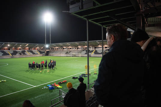 Laget samlas på Bravida arena