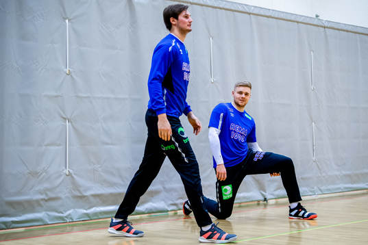 Magnus Abelvik Rød and Tom Kåre Nikolaisen of Norway