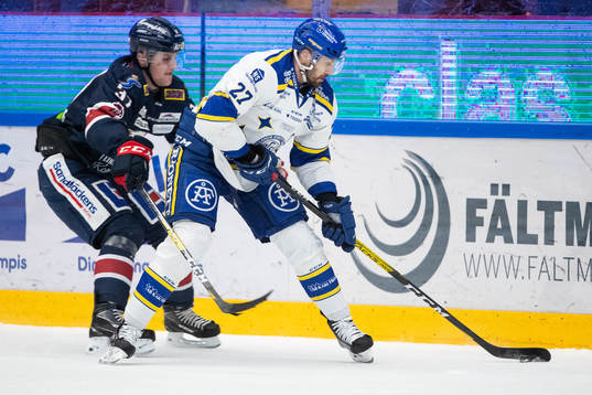 Linköpings Adam Ginning och Leksands Marek Hrivik
