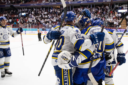 Leksands spelarna jublar