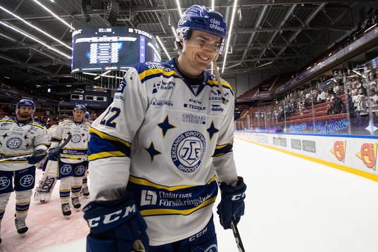 Leksands Sebastian Wännström jublar