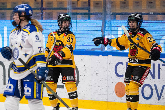 Luleås Michelle Karvinen jublar