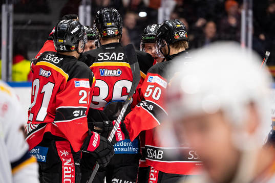 Luleås Emil Larsson jublar