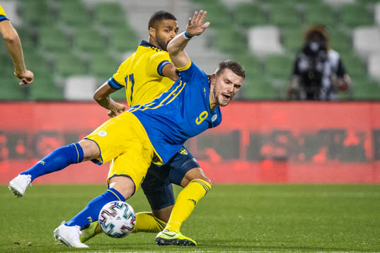 Kristopher Da Graca of Sweden and Flamur Kastrati of Kosovo