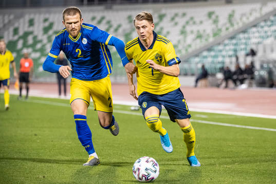 Armend Thaqi of Kosovo and Simon Hedlund of Sweden